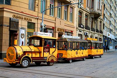 Tourist Tram, Ukraine Download Jigsaw Puzzle