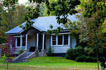 Suburban House Download Jigsaw Puzzle