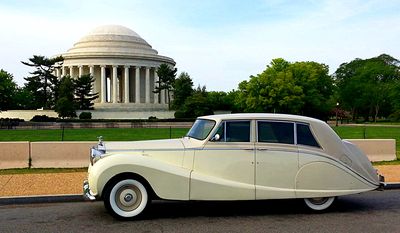 Rolls Royce Silver Wraith Download Jigsaw Puzzle