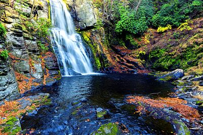 Waterfall Download Jigsaw Puzzle