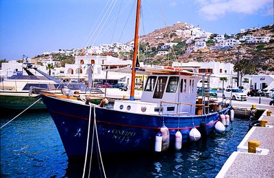 Boat, Greece Download Jigsaw Puzzle