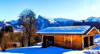 Mountain Cabin, France Download Jigsaw Puzzle