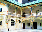 Building Courtyard Download Jigsaw Puzzle