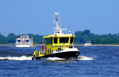 Boat, Netherlands Download Jigsaw Puzzle