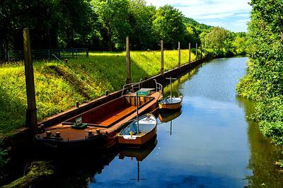 Canal Boats Download Jigsaw Puzzle