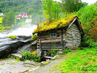 Mountain Cabin Download Jigsaw Puzzle