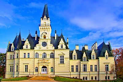 Castle, Slovakia Download Jigsaw Puzzle