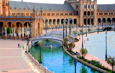 Seville Canal Download Jigsaw Puzzle