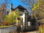 Old Estate Gateway Download Jigsaw Puzzle