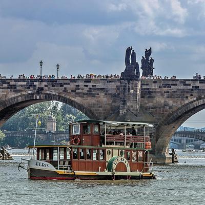 Boat On Vltava Download Jigsaw Puzzle