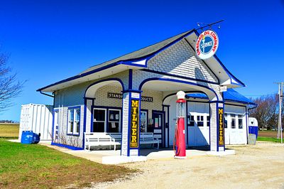 Gas Station, Illinois Download Jigsaw Puzzle