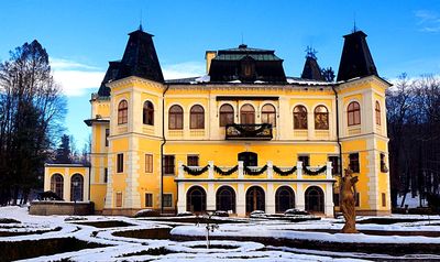 Manor House, Slovakia Download Jigsaw Puzzle